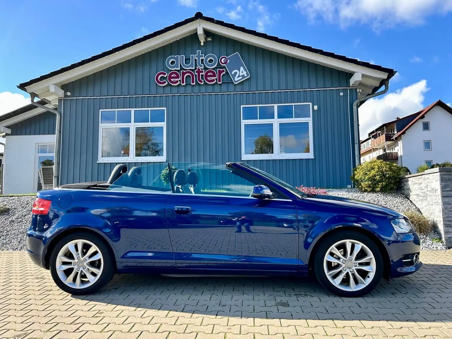 Audi A3 Cabriolet 2.0 TDI*Ambition*Navi*Shz*Leder* Blau - 1