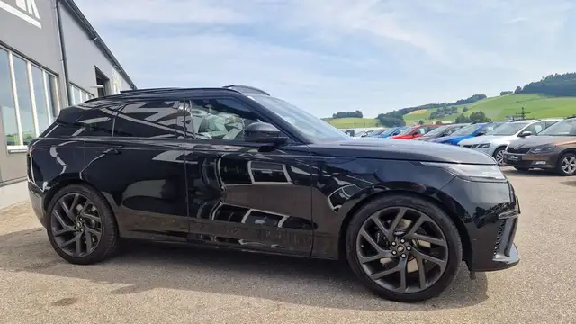 Land Rover Range Rover Velar P550 5.0  SV Allrad Dynamic Aut. Ansicht 11