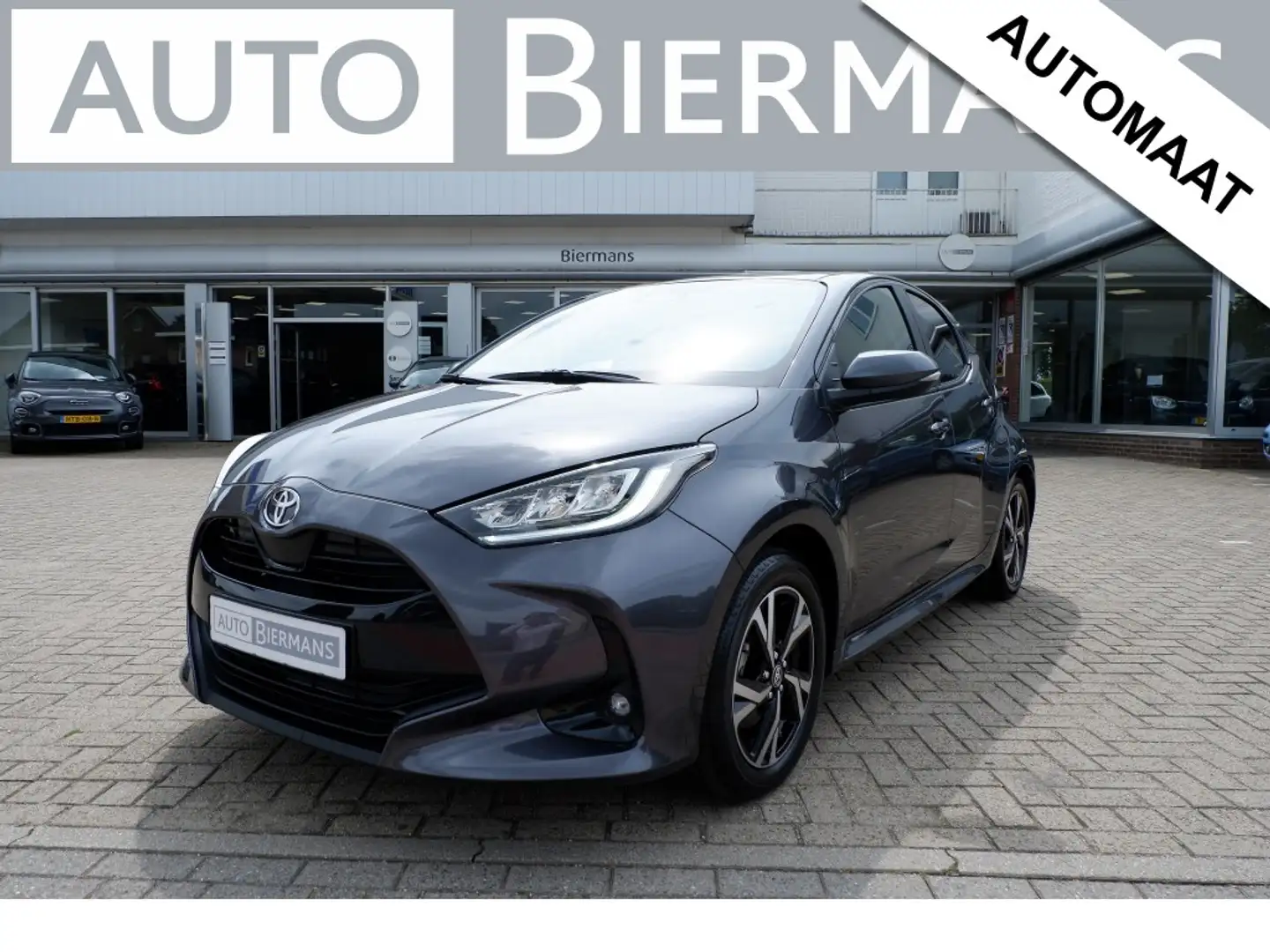 Toyota Yaris 1.5 Hybr 115 e-CVT Dynamic HEV /Rijklaarprijs INCL Grijs - 1