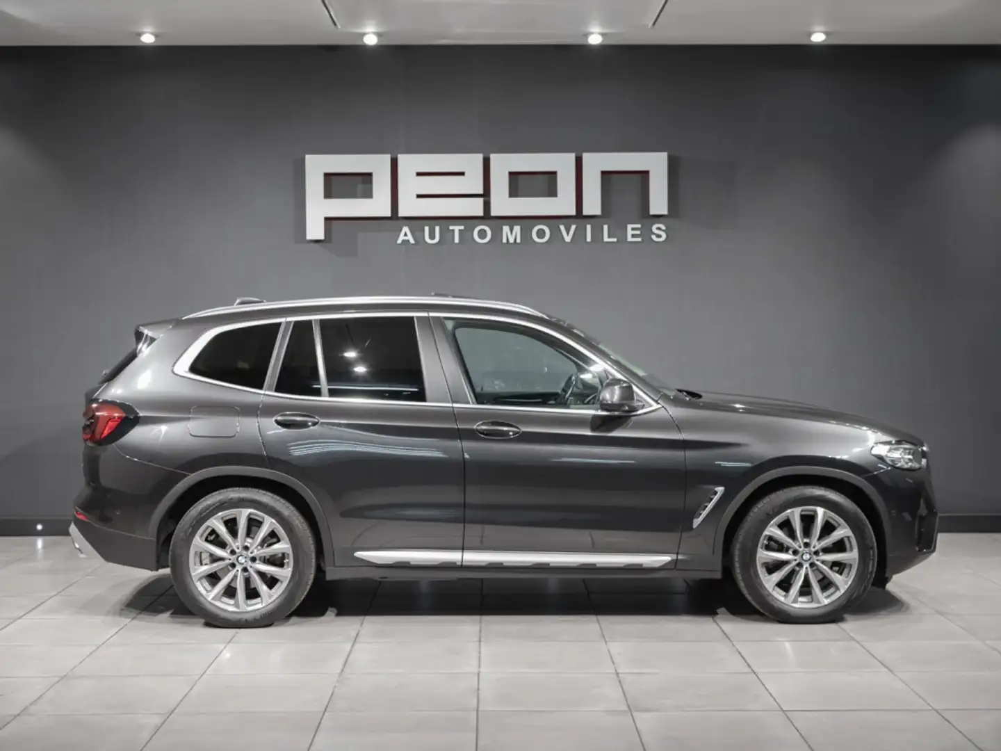 BMW X3 xDrive 20dA xLine Gris - 2