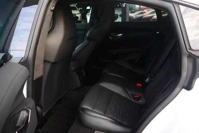 Audi e-tron GT 93,4kWh RS quattro *Matrix LED mit Laserlicht & 2 Ansicht 18