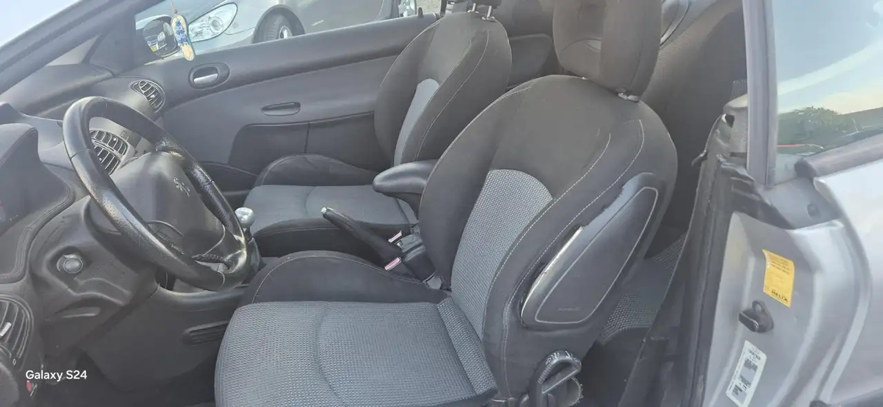 Peugeot 206 CC 2.0-16V💢€899,-💢ingeruild-apk-dak werkt- verwach, foto 10