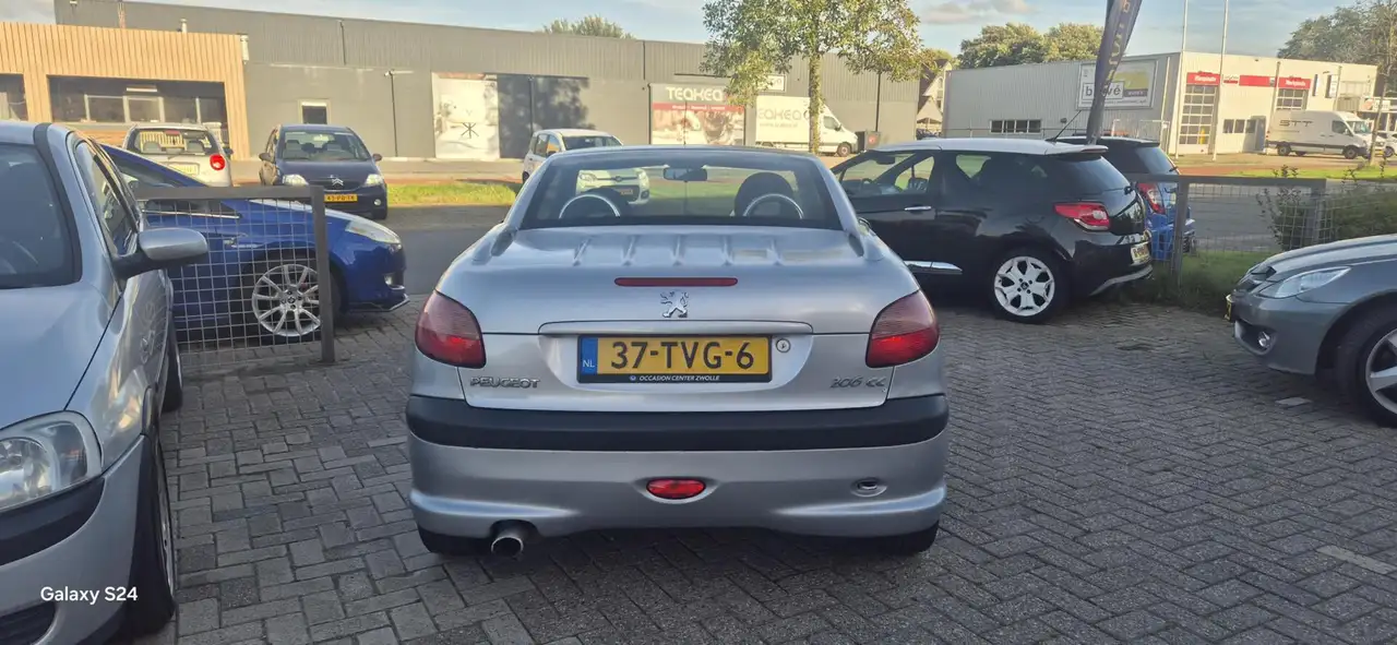 Peugeot 206 CC 2.0-16V💢€899,-💢ingeruild-apk-dak werkt- verwach, foto 7