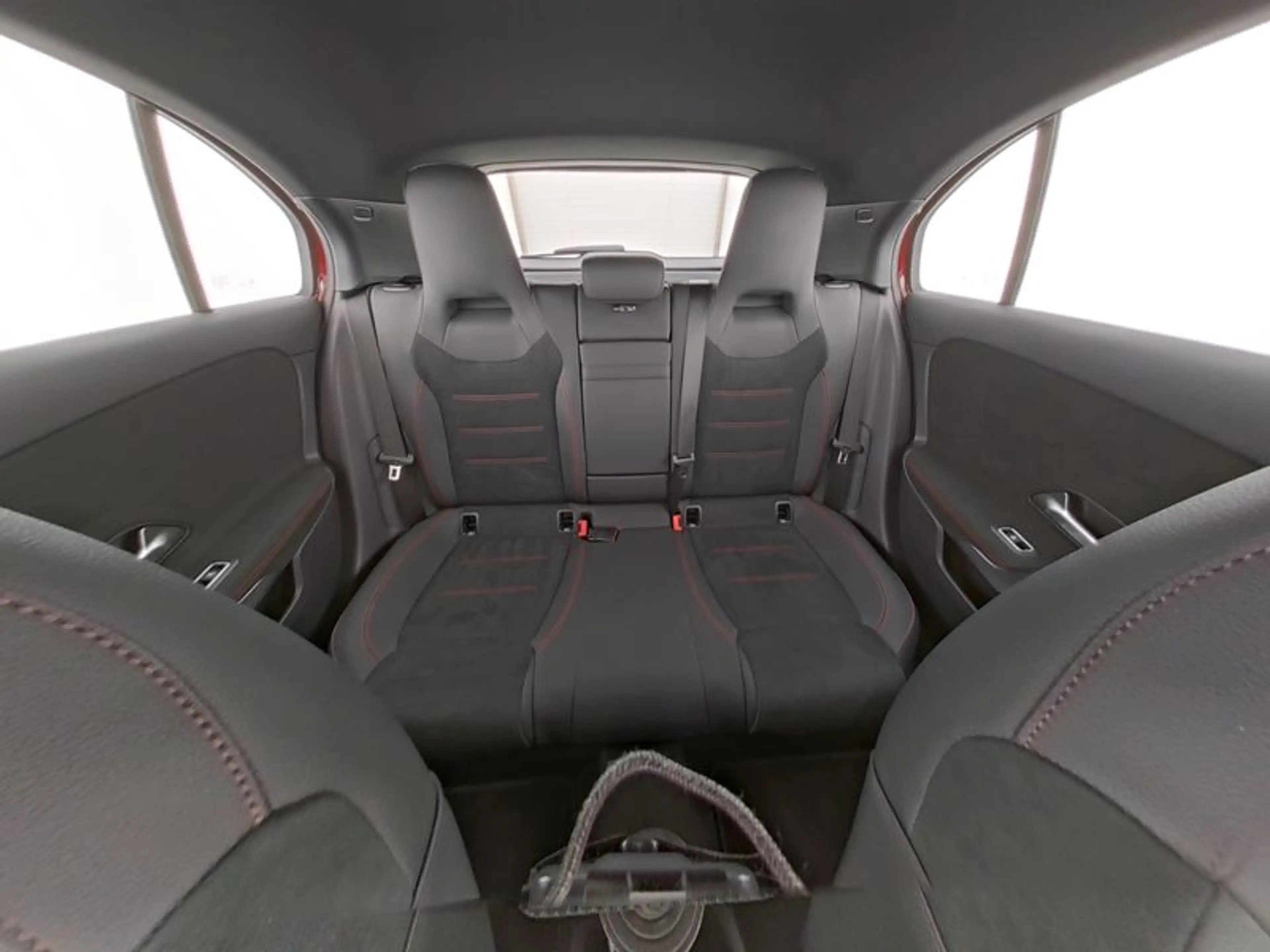 Mercedes-Benz A 180 , AMG KAMERA SPUR STANDH PDC SHZ — photo 10