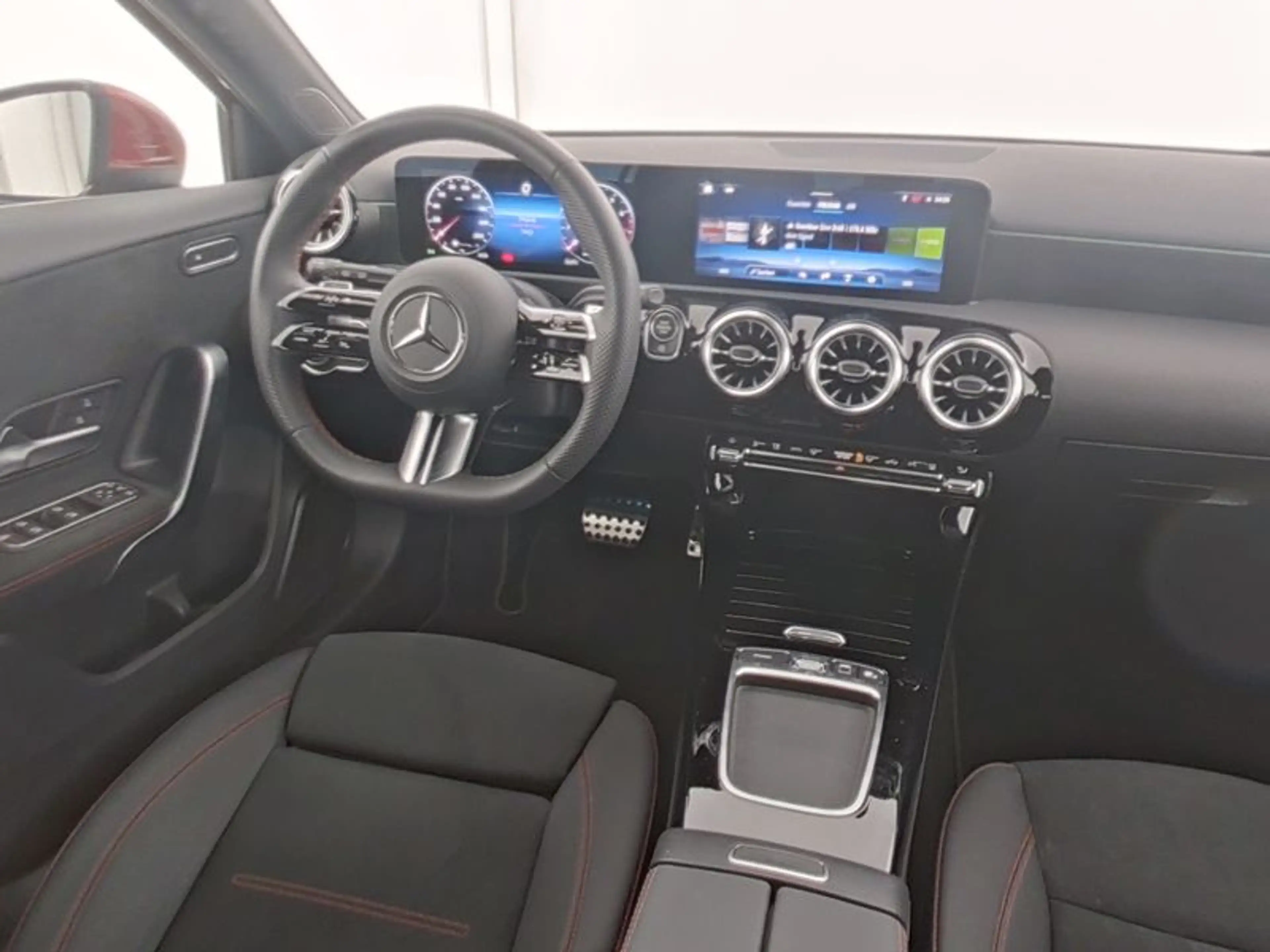 Mercedes-Benz A 180 , AMG KAMERA SPUR STANDH PDC SHZ — photo 8