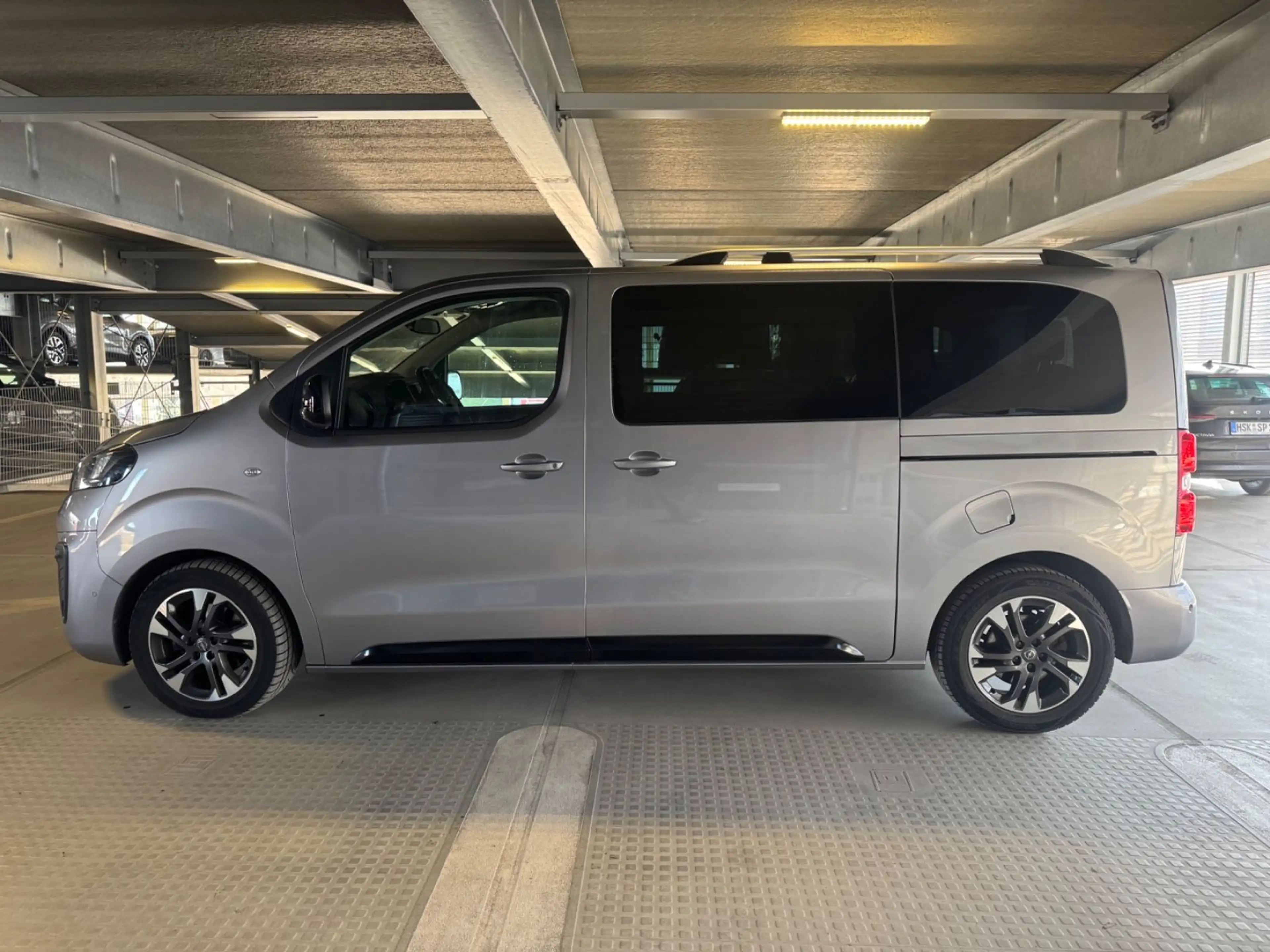 Opel Zafira Life Tourer M — photo 4