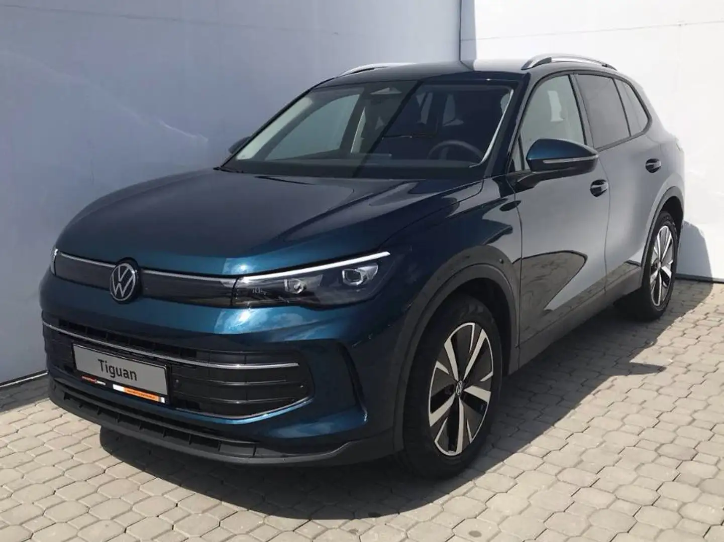 Volkswagen Tiguan 1.5 eTSI DSG Life Spec.Edition New Mod. LED Plus Blau - 1