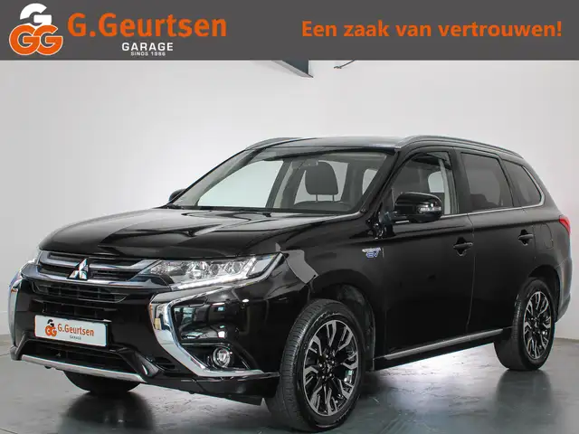 Mitsubishi Outlander 2.0 PHEV instyle LED, Trekhaak, 360Camera, Apple C