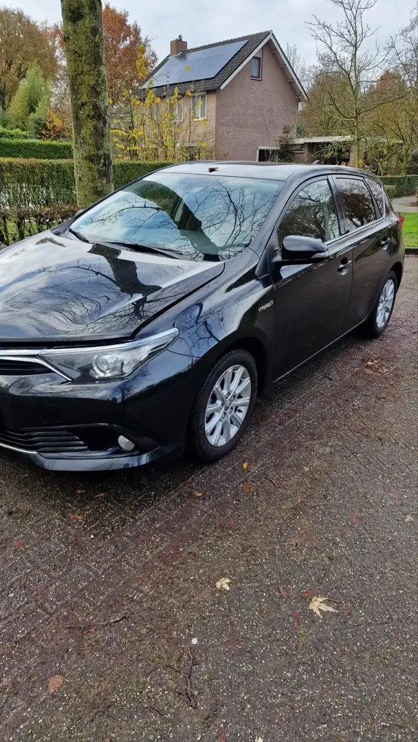 Toyota Auris 1.8 Hybrid Executive Чёрный - 1