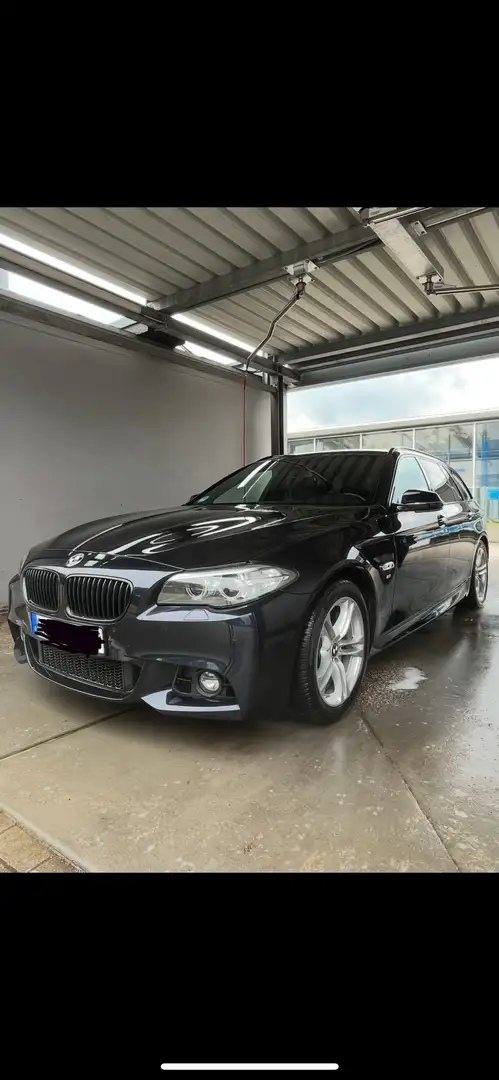 BMW 525 525d Touring Aut. M-Paket Schwarz - 2
