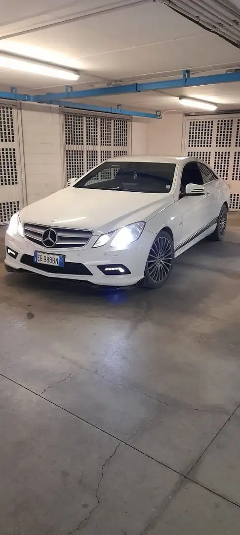 Mercedes-Benz CE 220 CDI  2.2  blueff  (Avangard) Bílá - 1