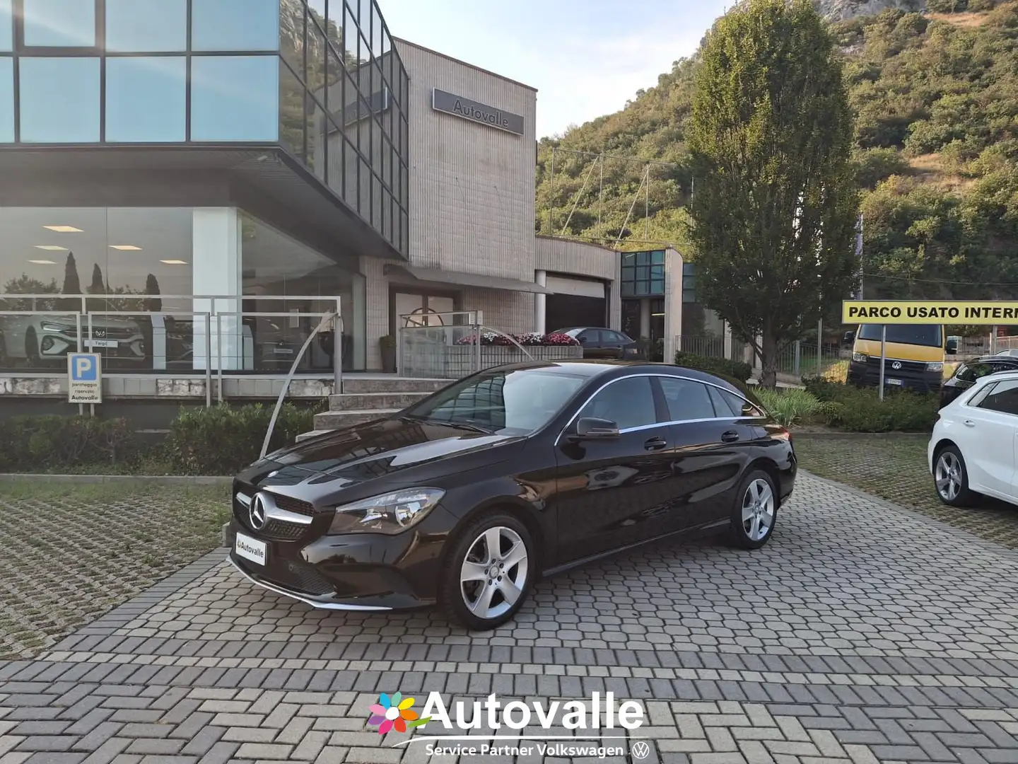 Mercedes-Benz CLA 200 CLA 200 d S.W. Automatic Business shooting brake Nero - 2