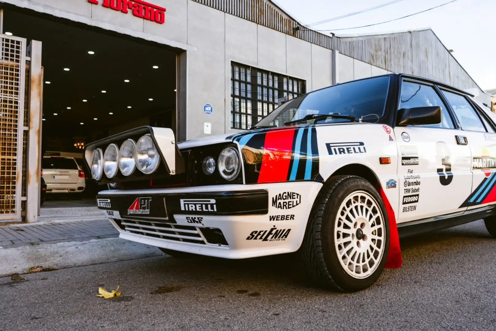 Lancia Delta 1500 LX Blanco - 2