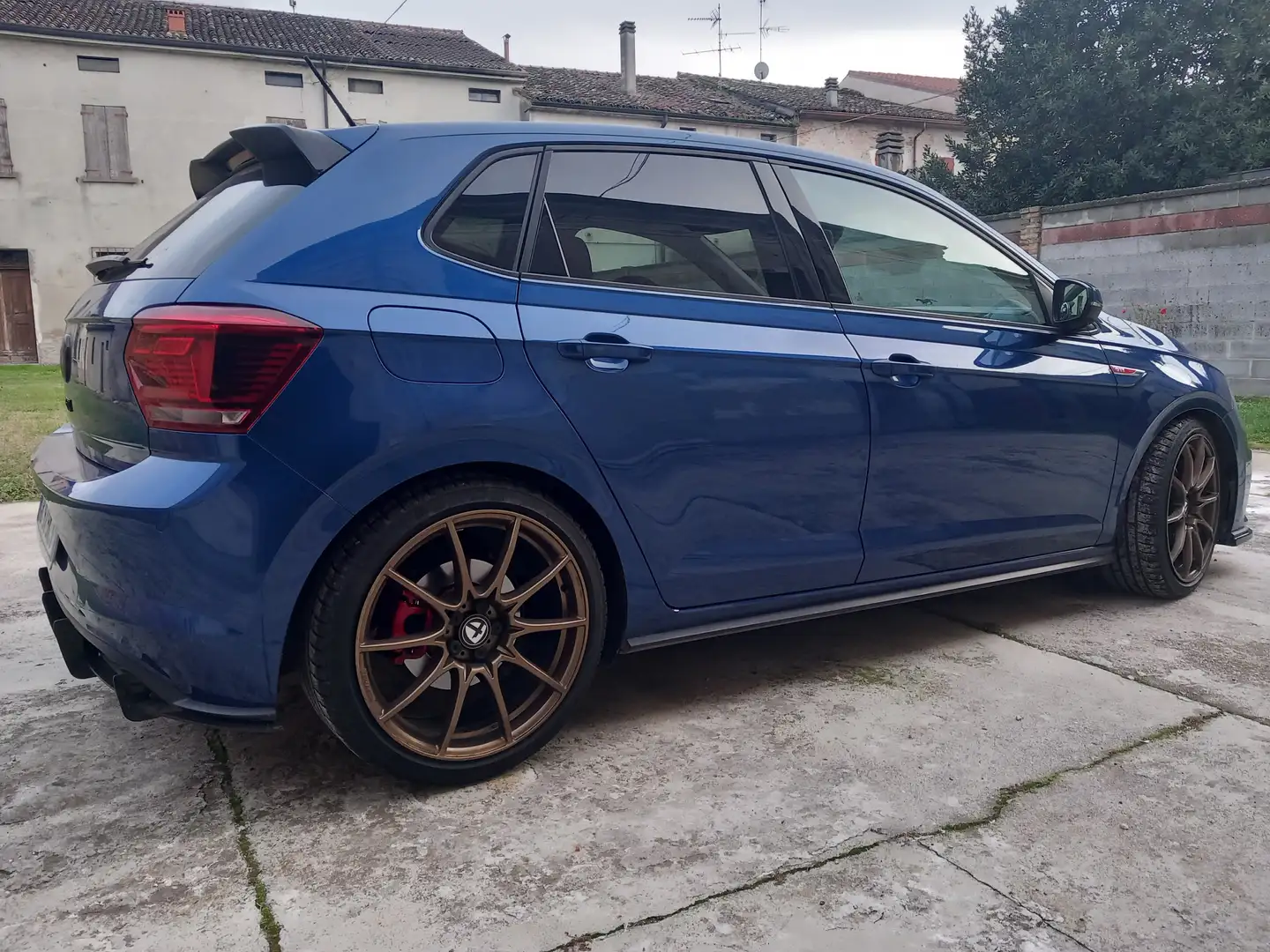 Volkswagen Polo GTI Polo VI 2017 5p 2.0 tsi 200cv dsg Niebieski - 2