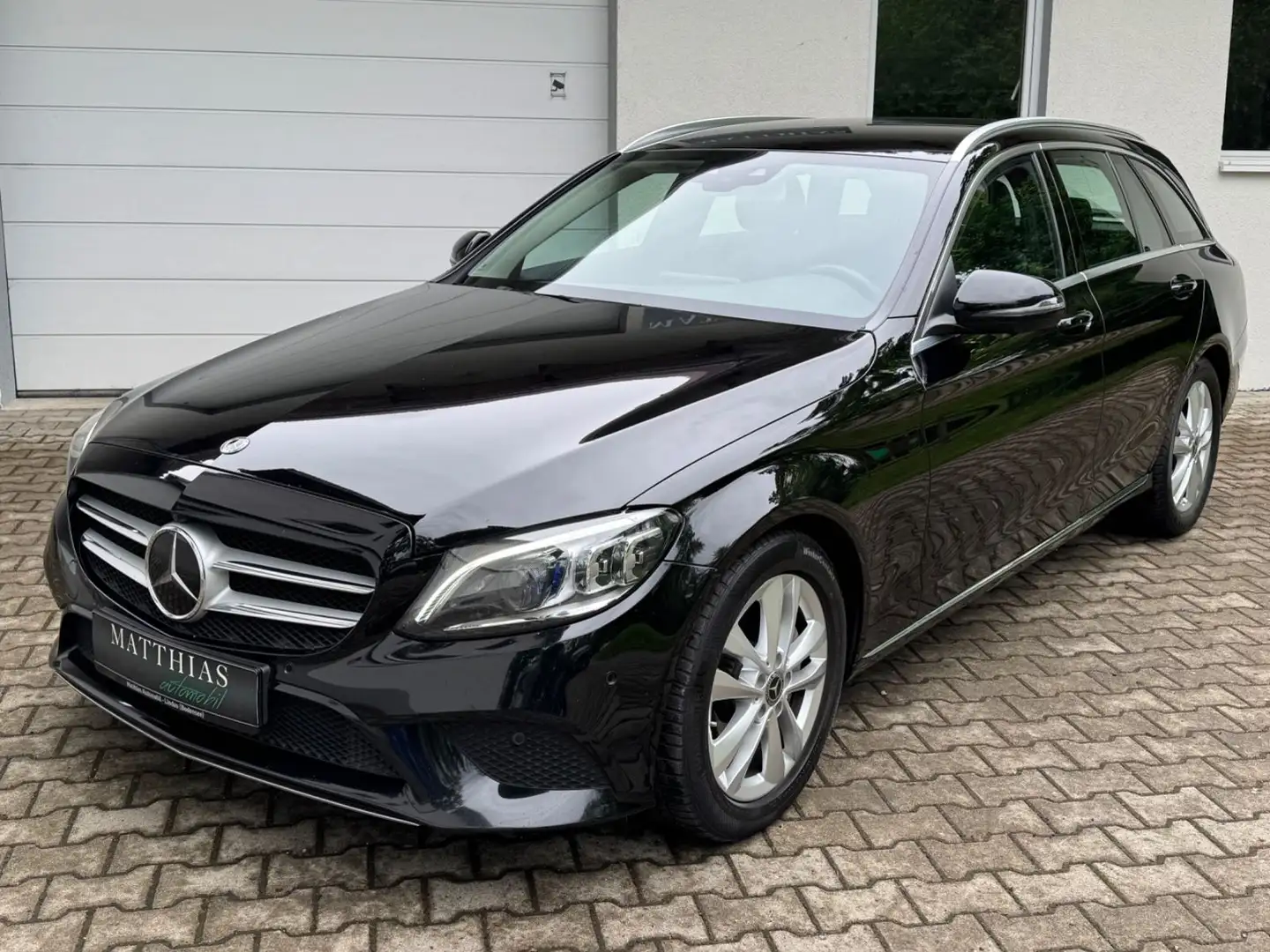 Mercedes-Benz C 300 T Modell/360Kamer/MultiBeamLED/Voll-Leder Nero - 1