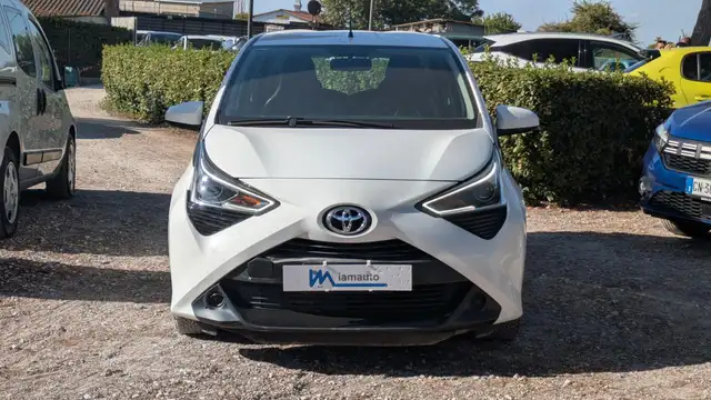Toyota Aygo view 12