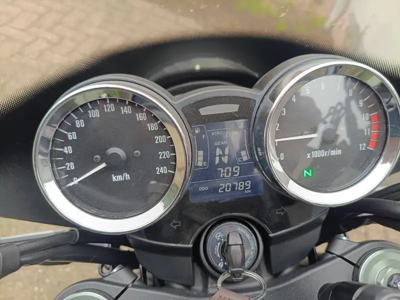 Kawasaki Z900 - foto 6