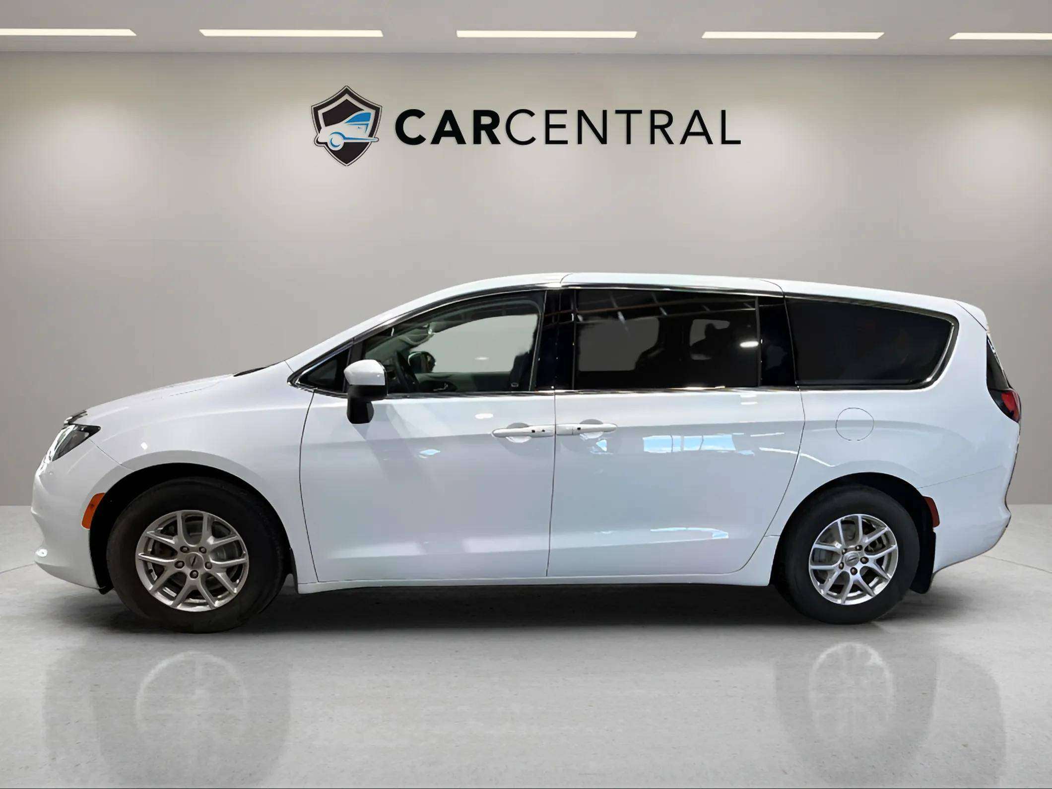 2023 Chrysler Grand Caravan