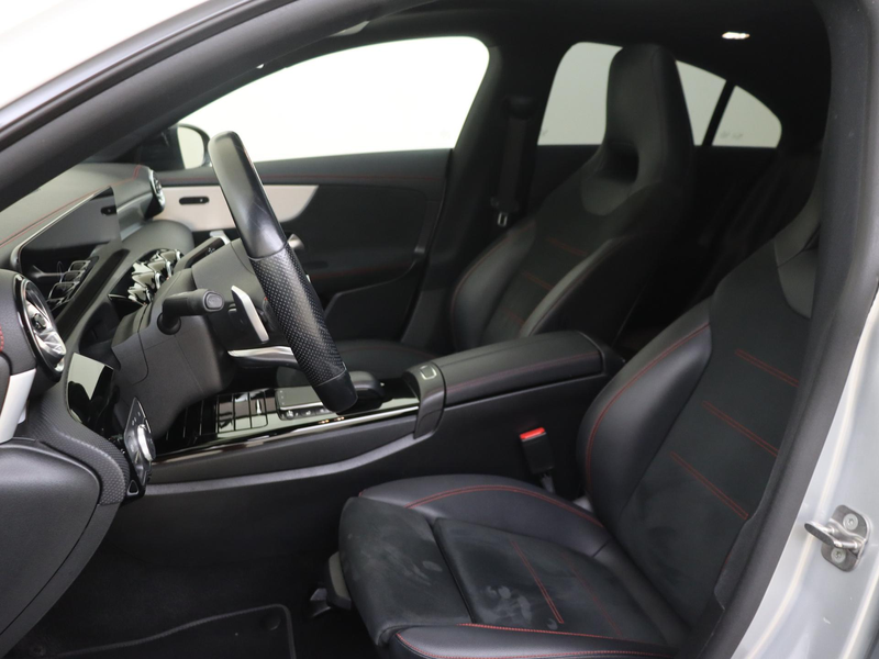 Mercedes-Benz CLA 250 e AMG Line Panoramadak / Multispaakvelgen / Parkee — photo 11