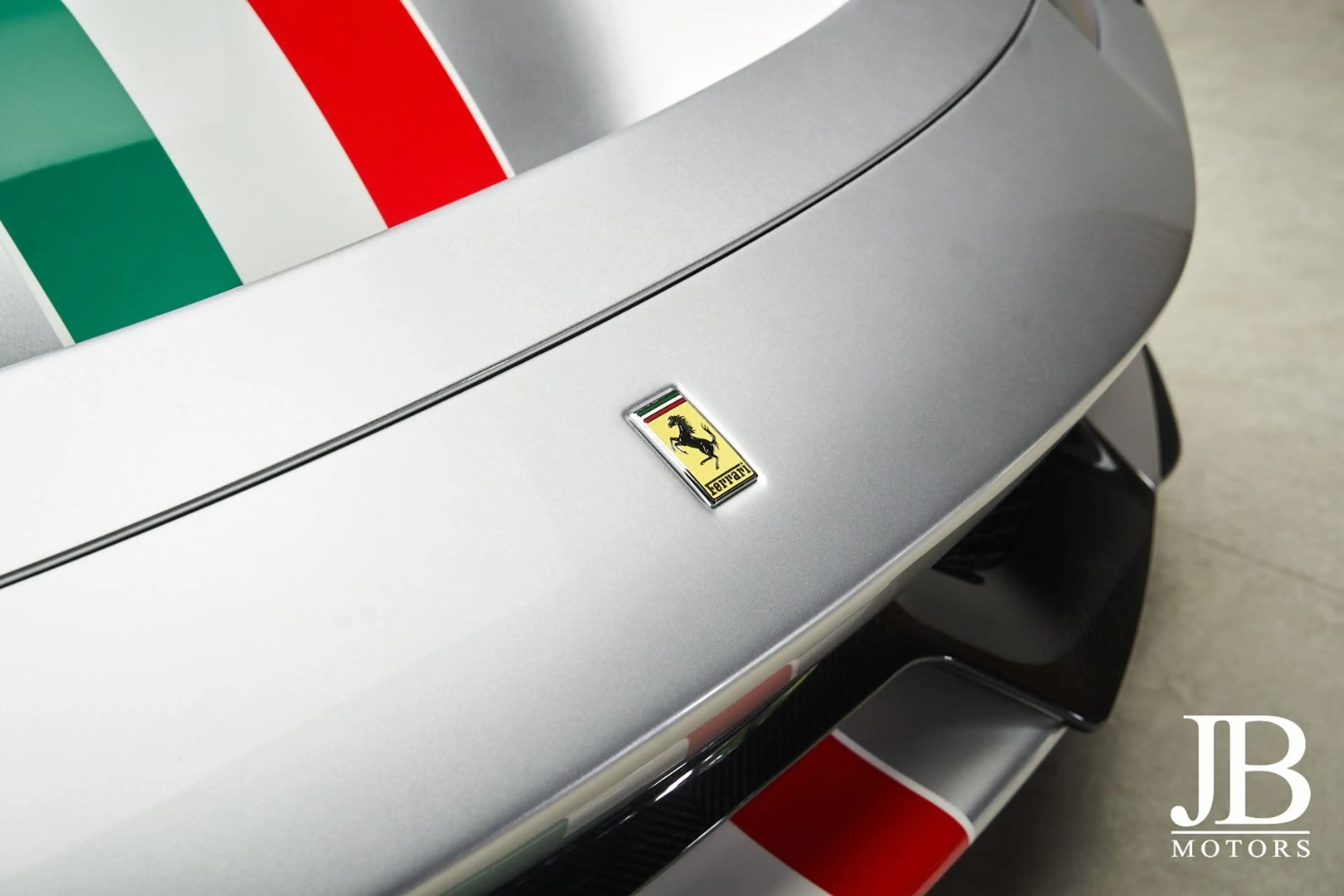 Ferrari 488 Spider Tailormade Special Carbon Lift — photo 7