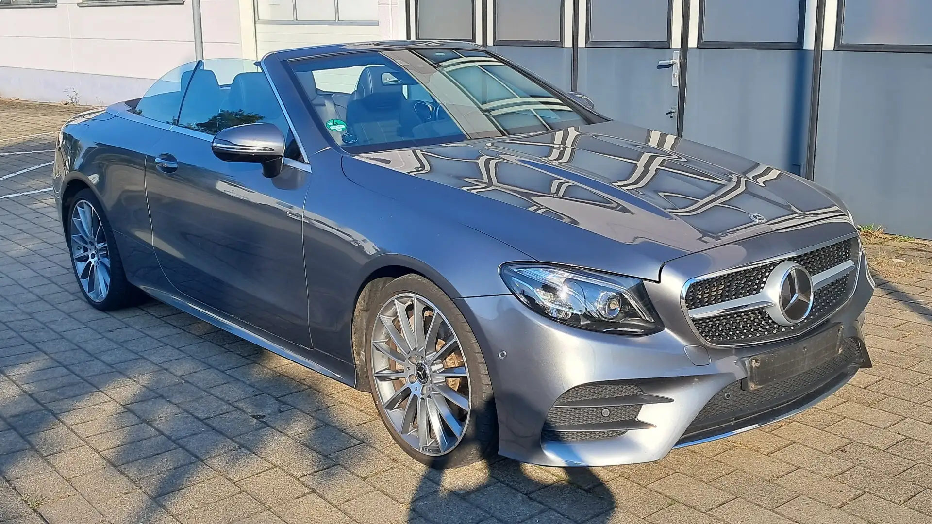 Mercedes-Benz E 300 E 300 (238.448) Grau - 1