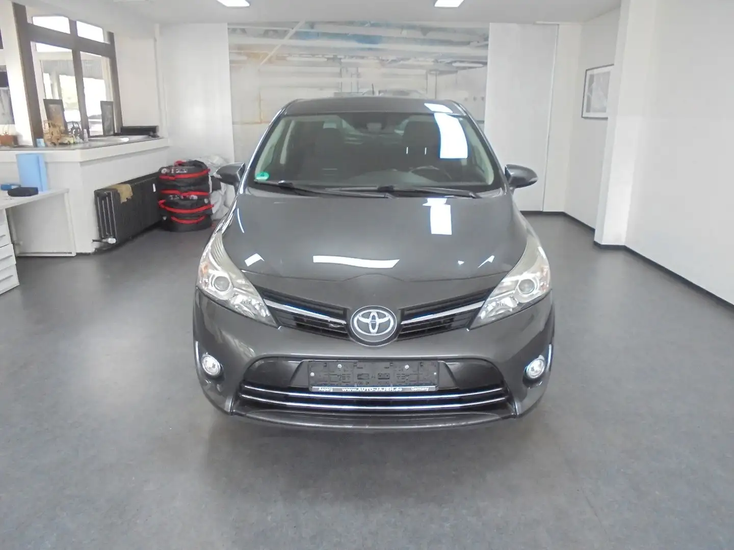 Toyota Verso 1.8 Edition S+ Kamera Navi TÜV 05/2027 Szürke - 2