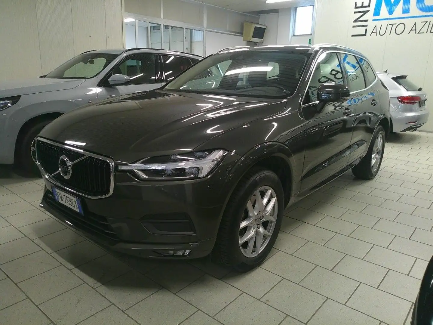 Volvo XC60 D4 Geartronic Business Garanzia 24 Mesi Promo Grigio - 1