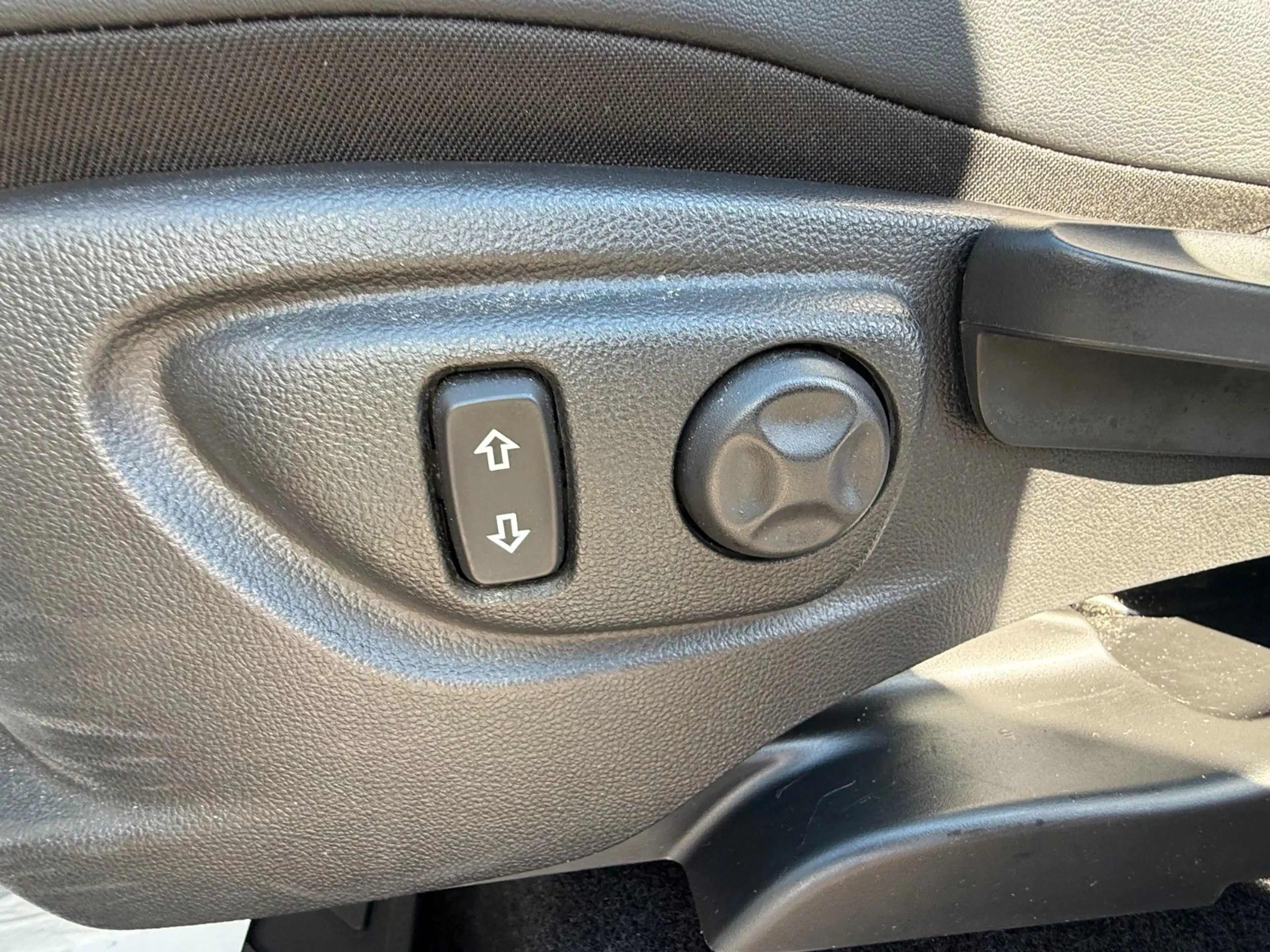 Opel Mokka X Color Innovation KAMERA/TEILLEDER/ALLRAD — photo 14