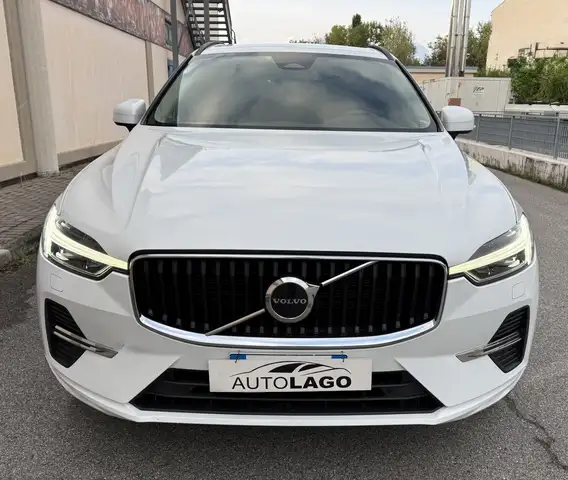 Volvo XC60 XC60 II 2022 2.0 b4 Essential awd auto