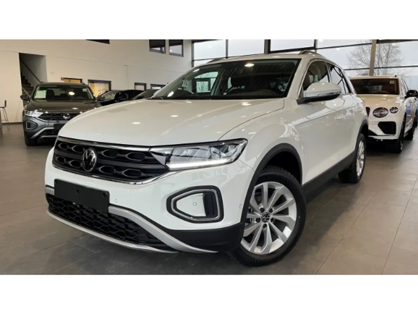 Volkswagen T-Roc Prime 1.5 TSI Navi AHK Keyless LED Kamera ACC Wint Белый - 1