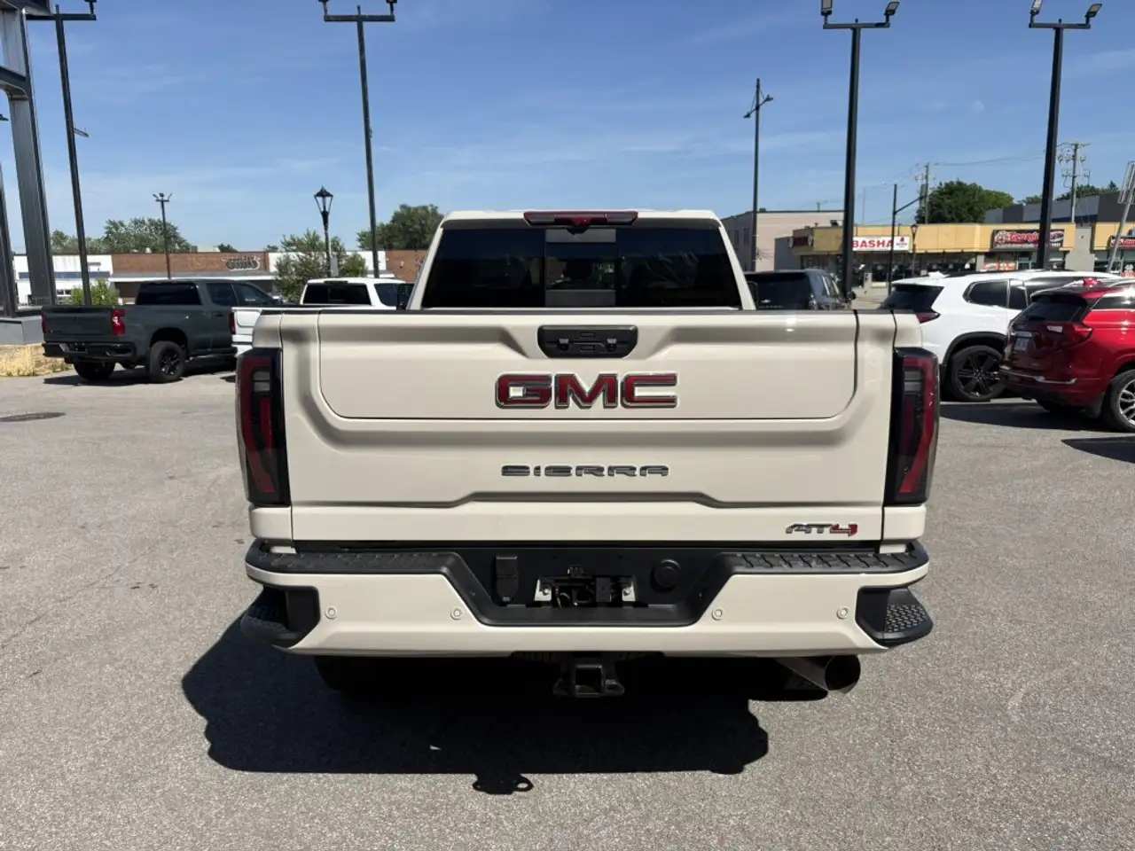 GMC Sierra 2500 снимка GMC Sierra 2500