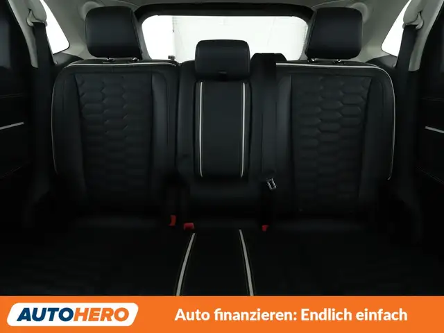 Ford Edge view 16