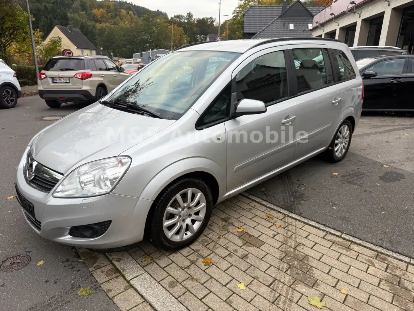 Opel Zafira B Edition 7 Sitze,PDC,SHZ,AHK,2.Hand Silber - 1