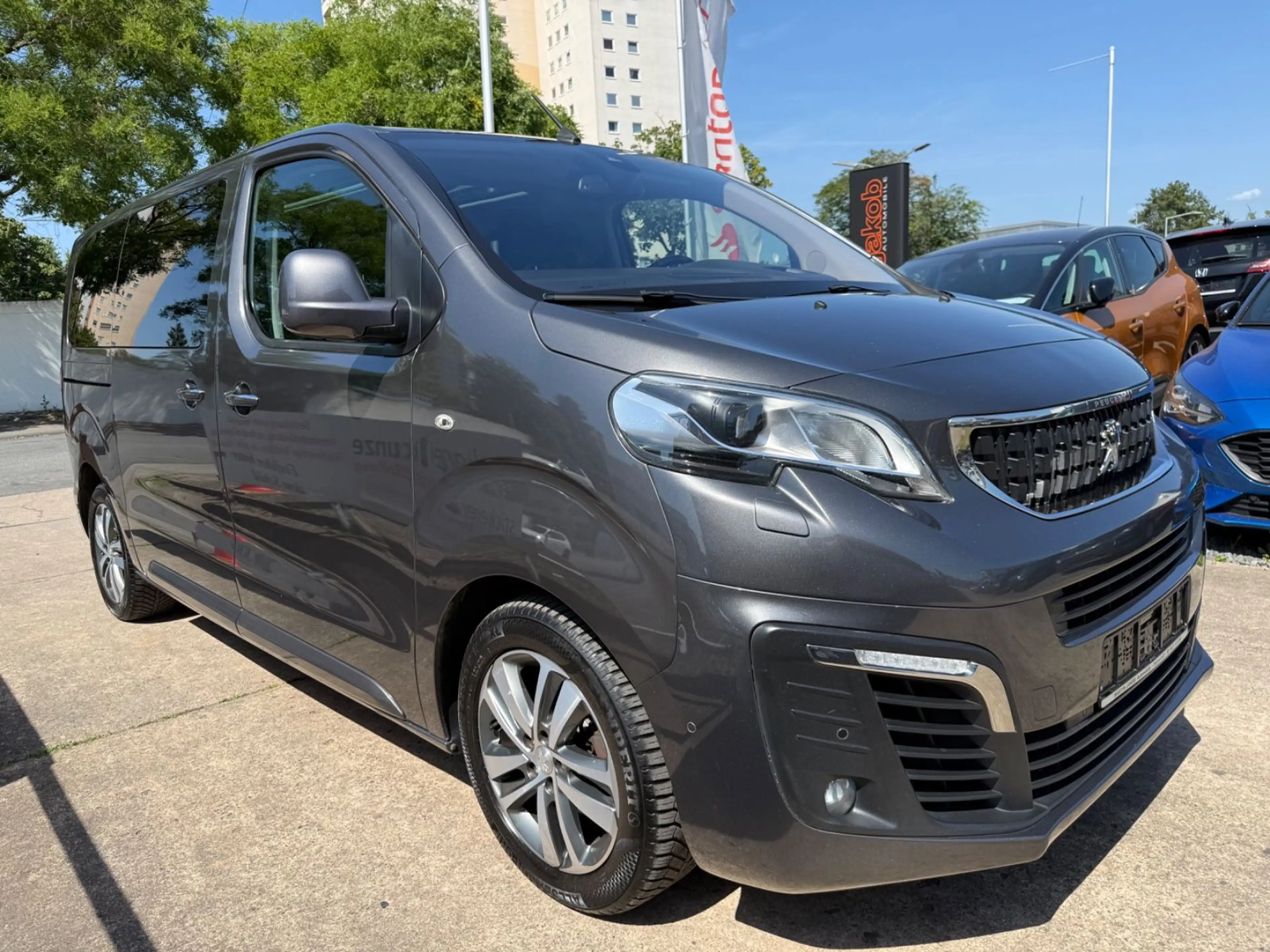 Peugeot Traveller Allure L2 2 Hand+6 Sitze+AUTOMATIK+L