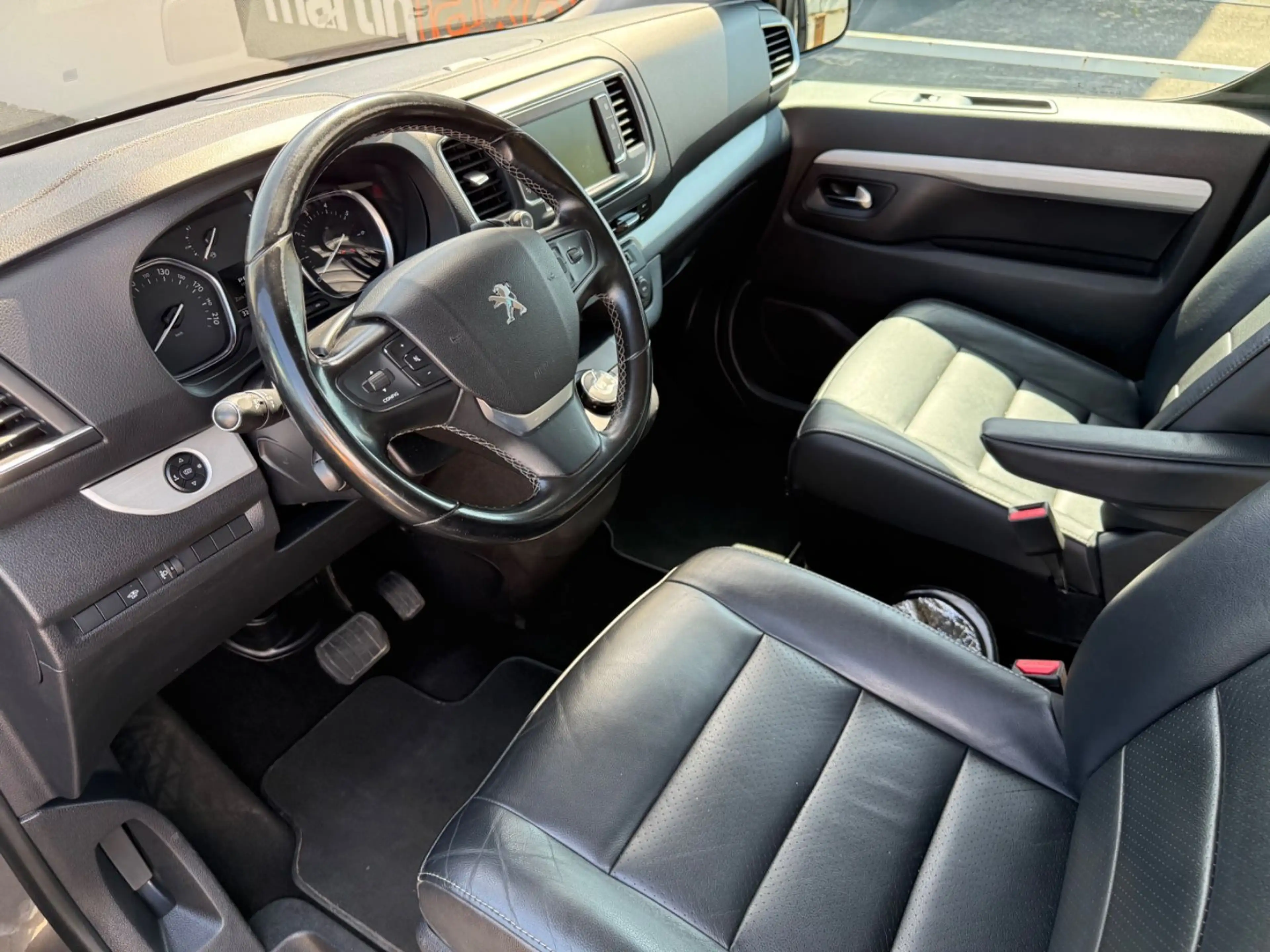 Peugeot Traveller Allure L2   2 Hand+6 Sitze+AUTOMATIK+L — photo 13