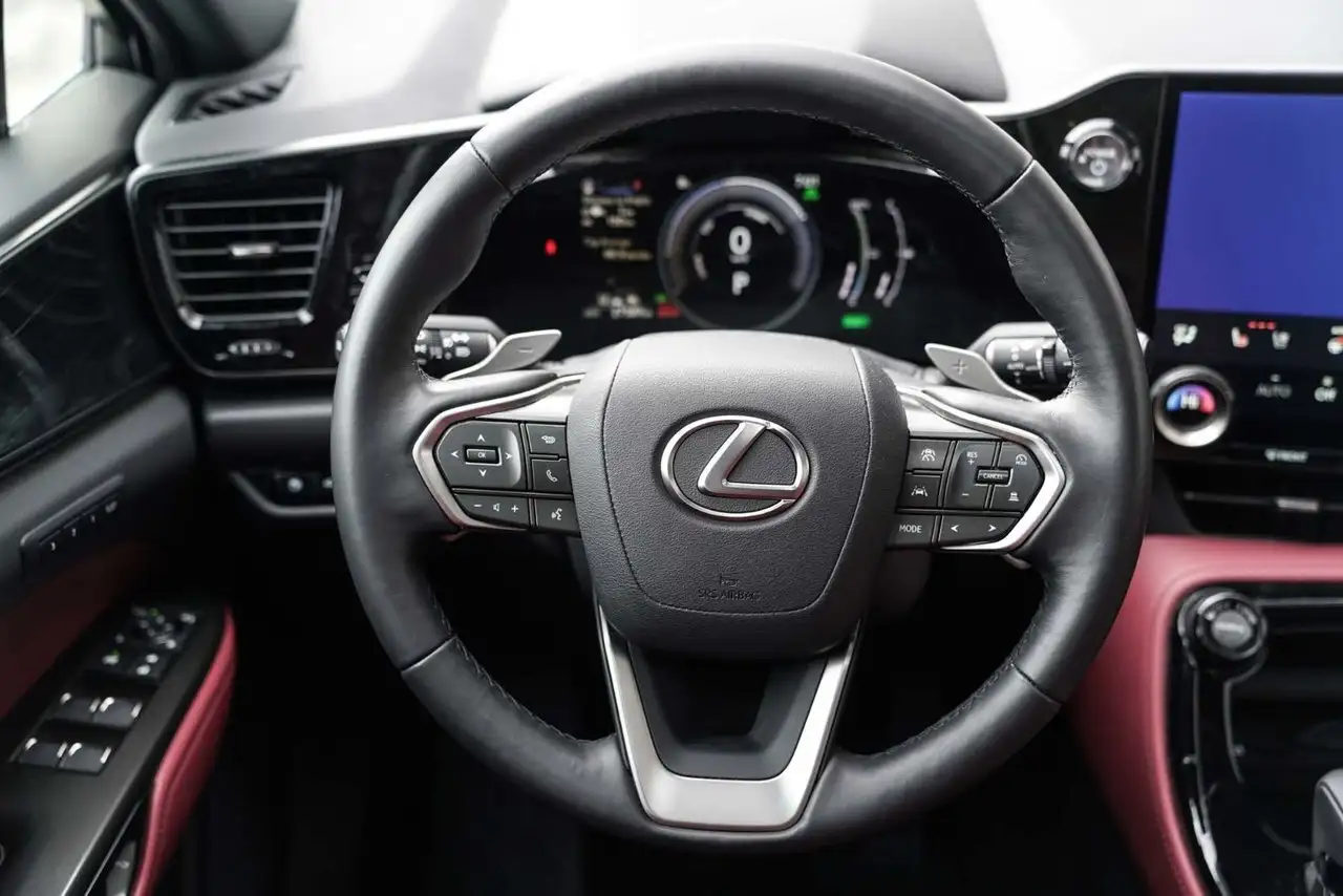 Lexus NX photo Lexus NX