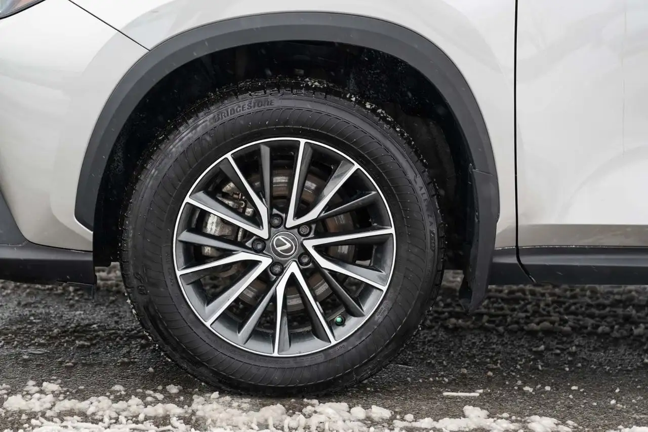 Lexus NX photo Lexus NX