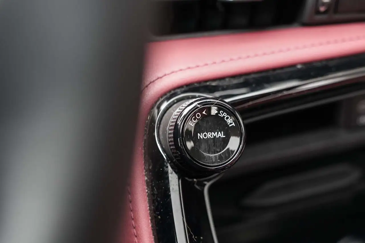 Lexus NX photo Lexus NX
