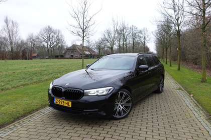 BMW 520 5-serie Touring 520i High Executive Edition | Crui