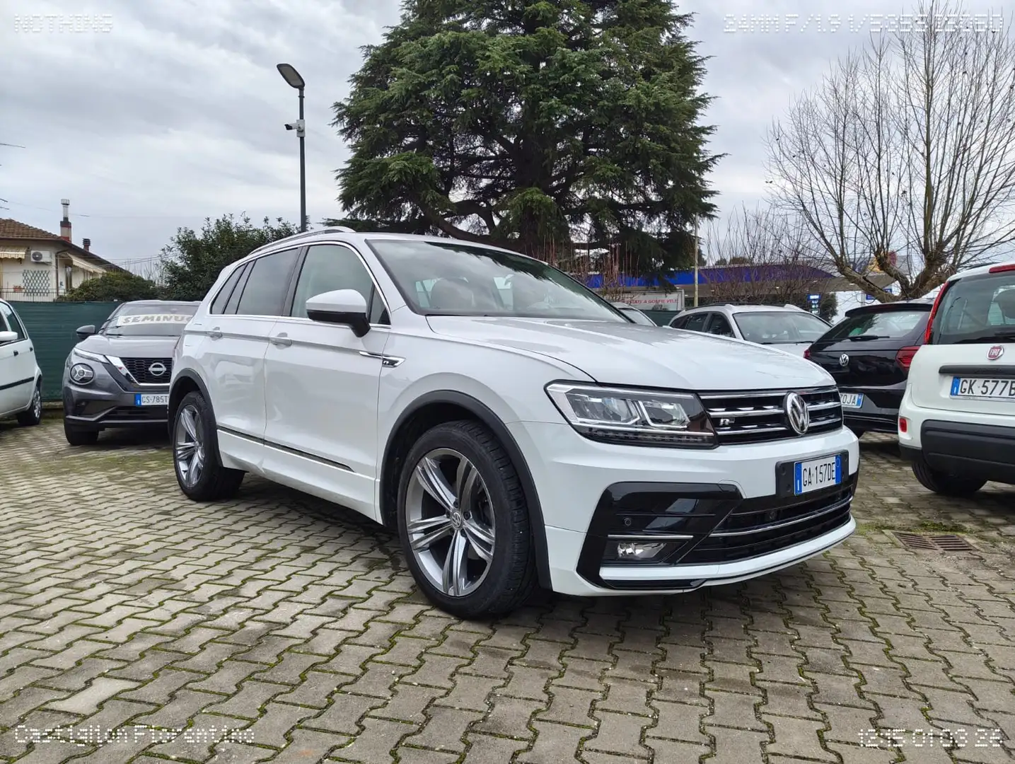 Volkswagen Tiguan Tiguan II 2016 1.5 tsi Sport 130cv R-Line Bianco - 1