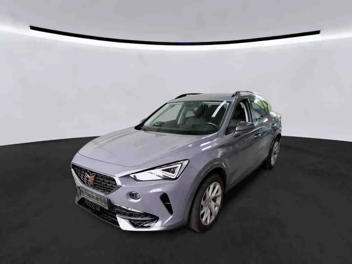 CUPRA Formentor 1.4TSI e-HYBRID*NAVI*AHK*ACC*SHZ*18Zol Grau - 2