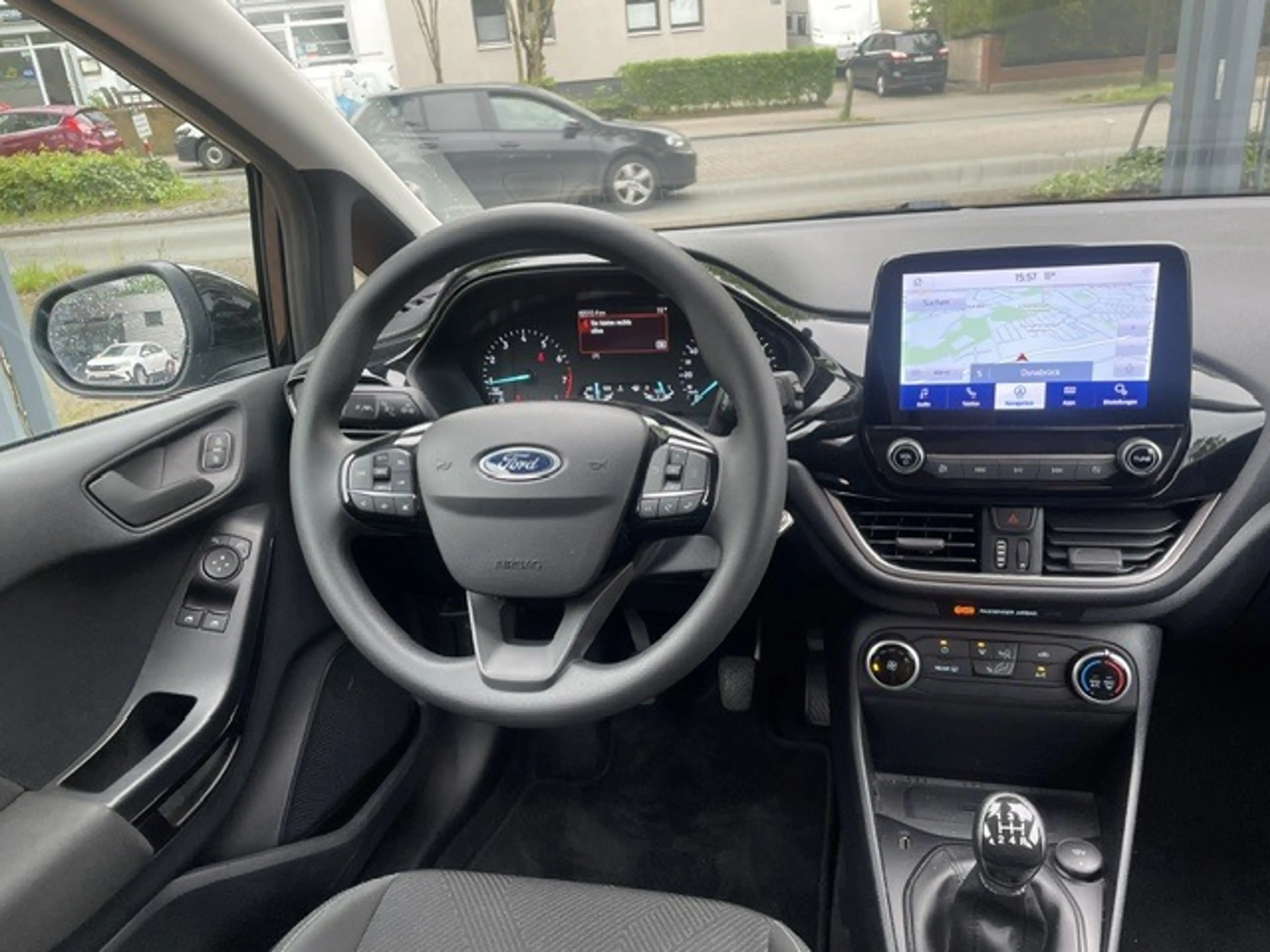 Ford Fiesta Cool&Connect*Navi*Cam*Spur*ParkLenk*App* — photo 10