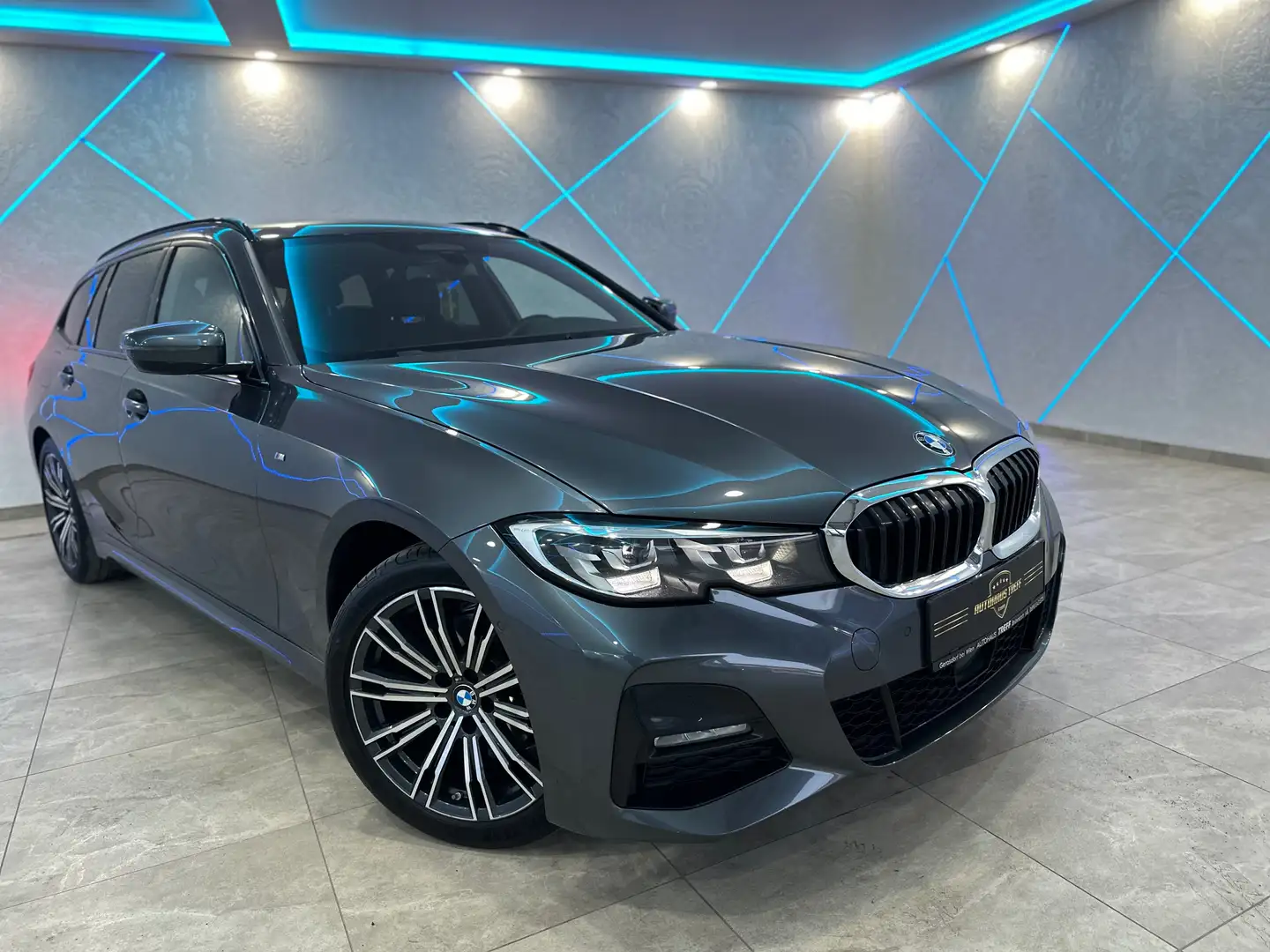 BMW 320 320d xDrive Touring Aut*M-SPORT*ACC*TOTWINKEL*LED* Grigio - 2