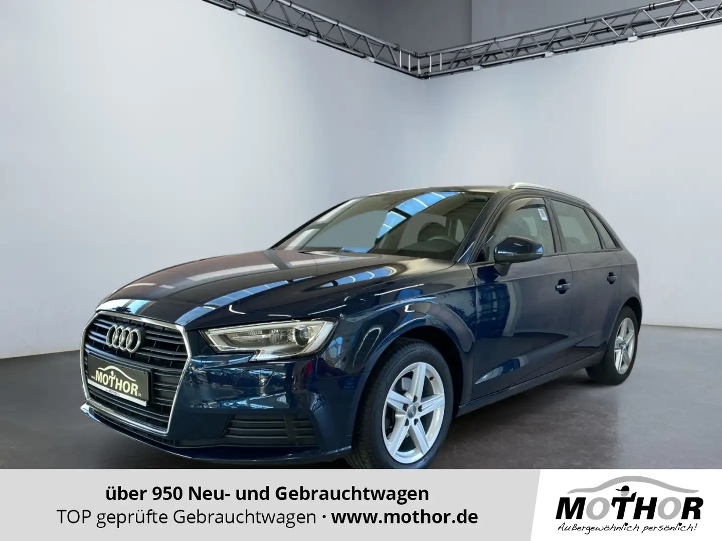 Audi A3 Sportback 30 1.0 TFSI Xenon Sitzheizung Blau - 1