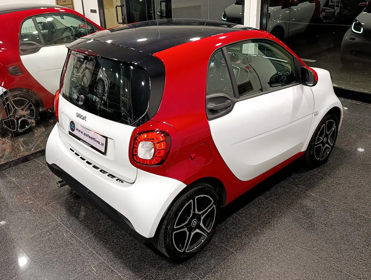 smart forTwo 0.9 t Prime 90cv km 33.883 navi-pelle-telecamera Blanc - 2
