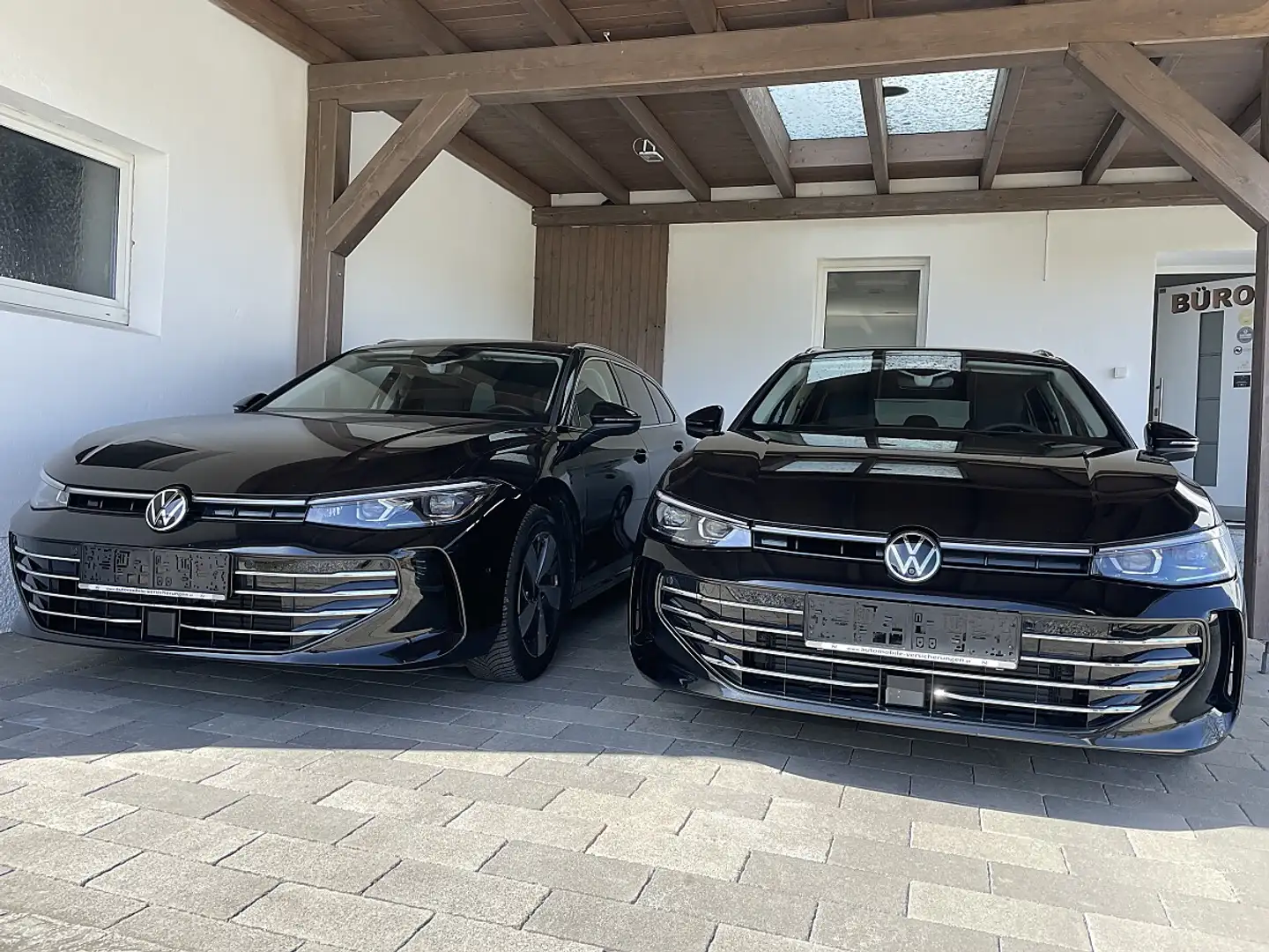 Volkswagen Passat Variant 2.0 TDI SCR Elegance DSG-IQ LED-ACC-AHV-MEMORY-... Schwarz - 2