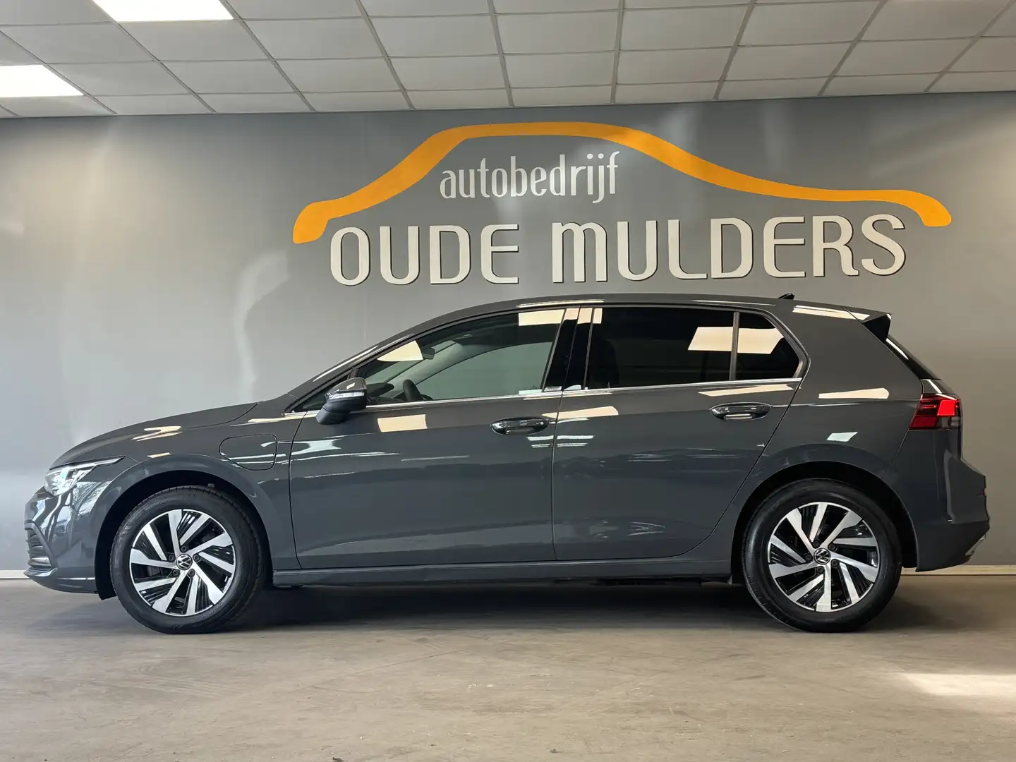Volkswagen Golf 1.4 Camera/Navi/Cruise/Dodehoek-detectie Gris - 2