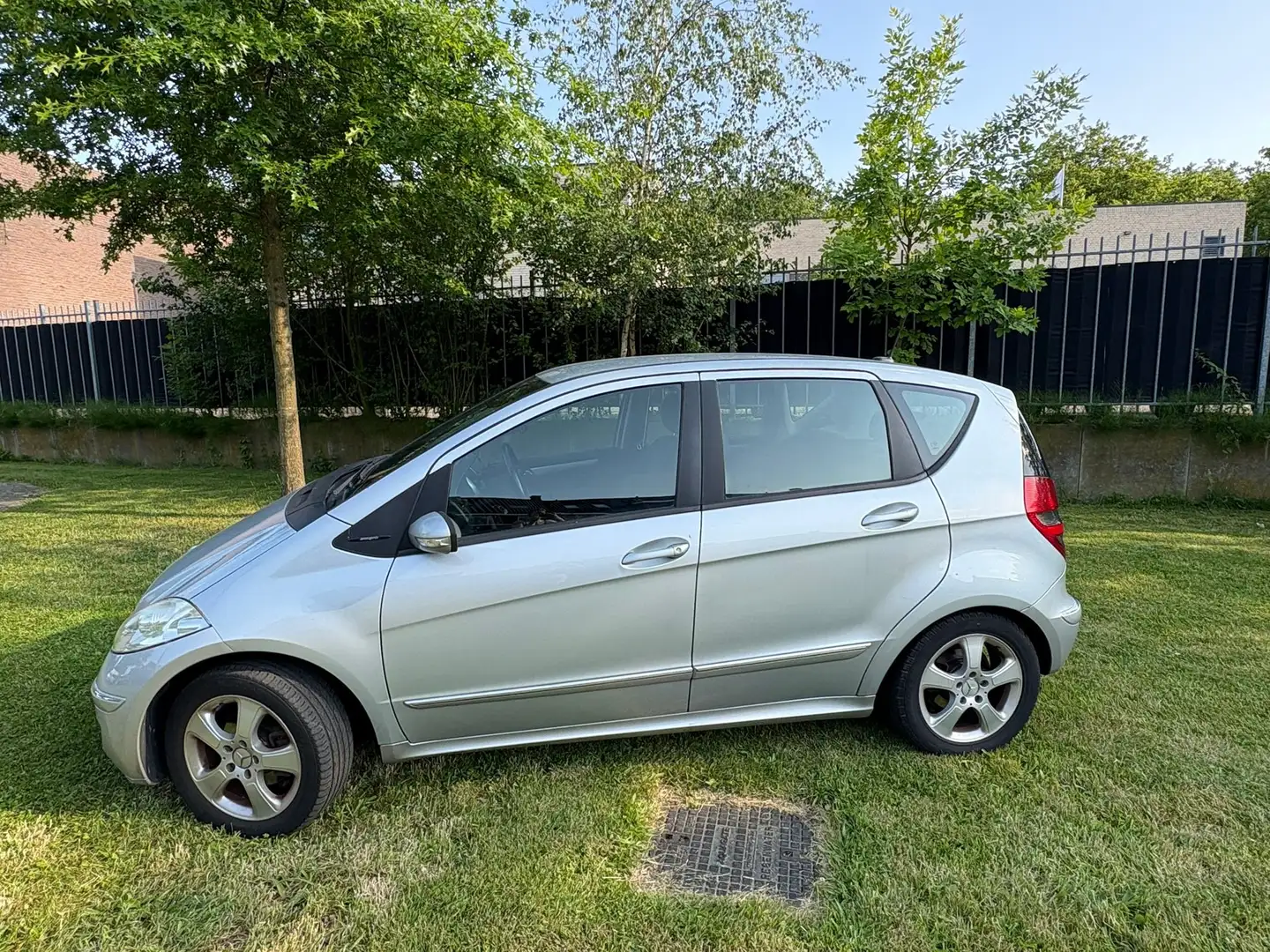 Mercedes-Benz A 150 A 150 Classic Srebrny - 1