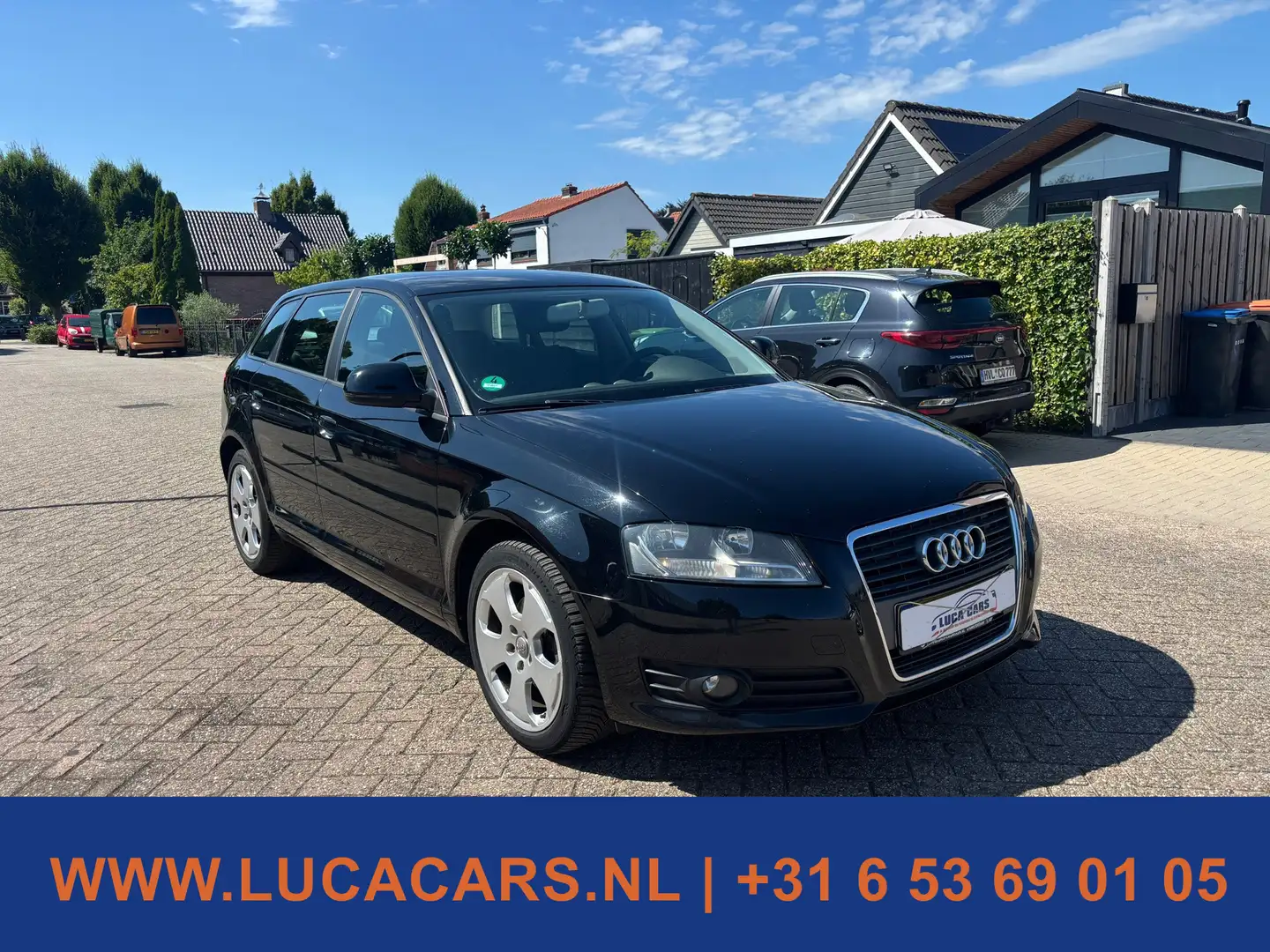 Audi A3 Sportback 1.4 TFSI Attraction Zwart - 2
