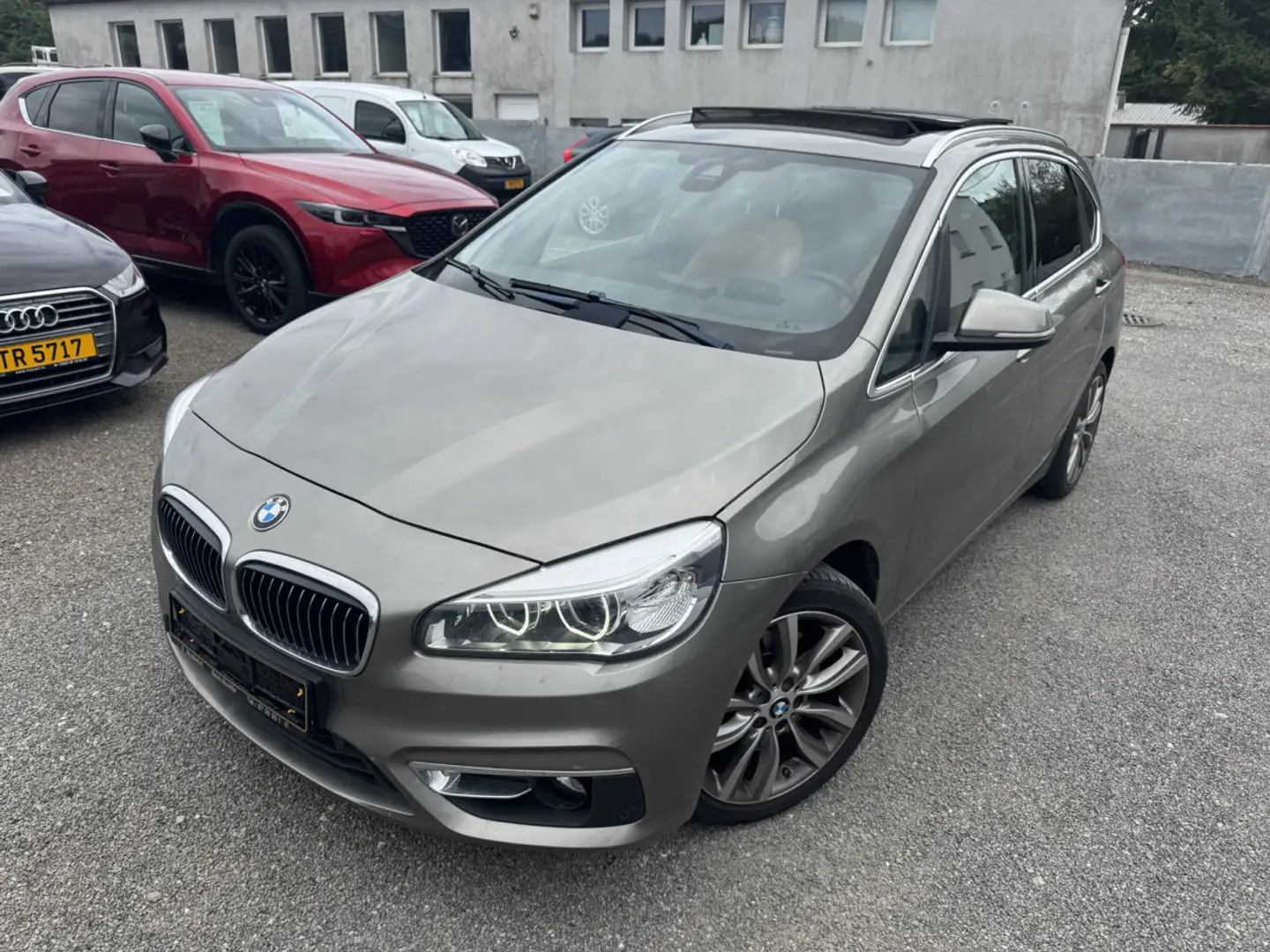 BMW 225 Active Tourer 231 Xdrive Luxury Line Gris - 1